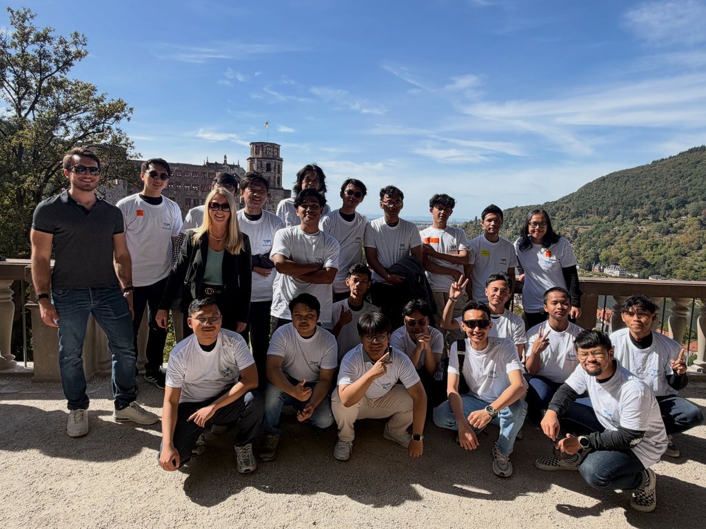 Peserta Ausbildung Acaluna dari seluruh Jerman bersama tim Acaluna di Heidelberg